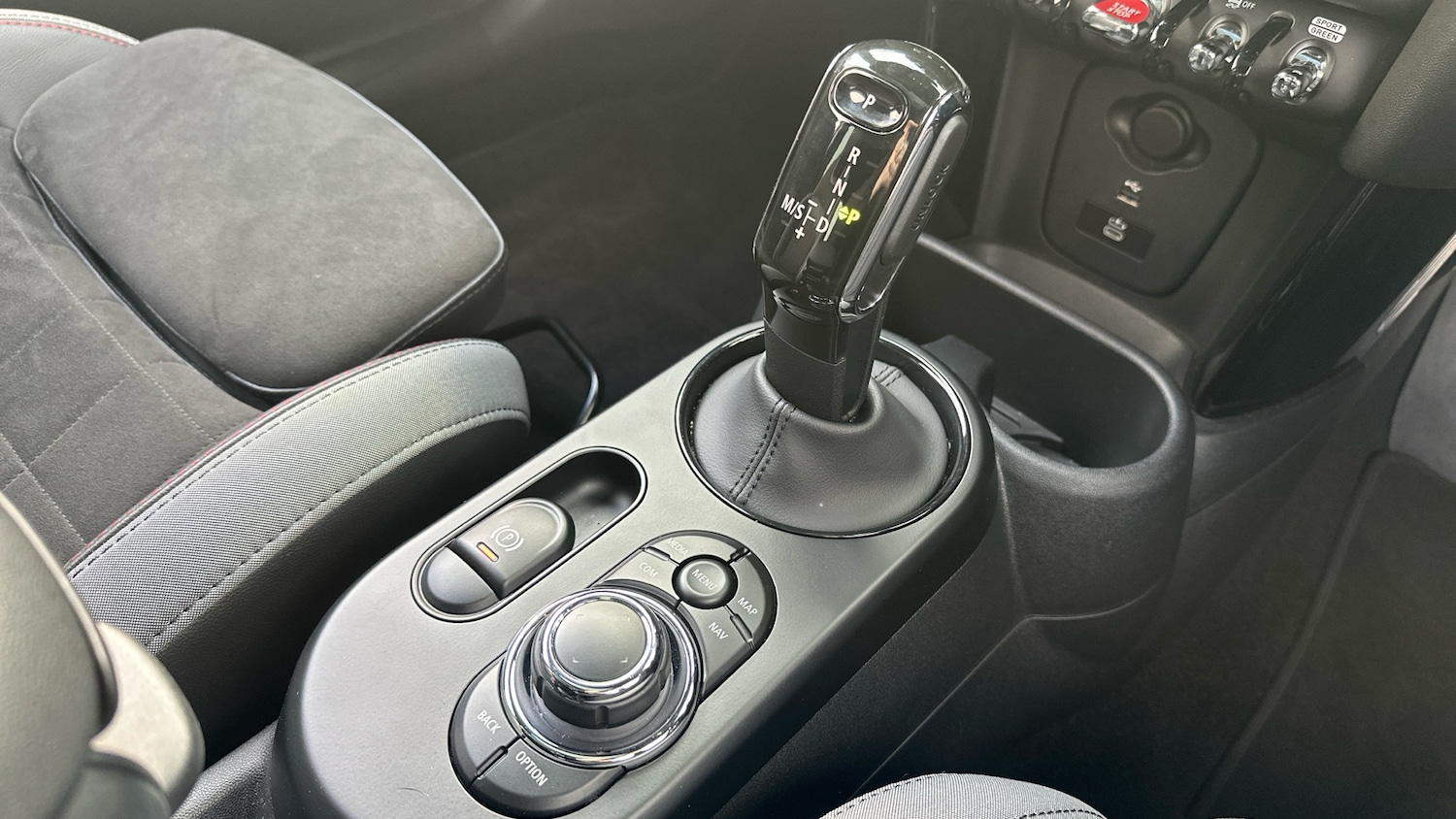 Used MINI Hatch 2023 for sale - 77812853: Photo 10