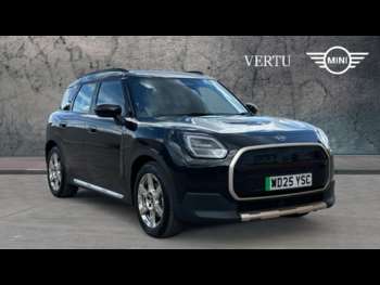 2025 (25) - 150kW E Exclusive [Level 1] 66kWh 5dr Auto Electric Hatchback