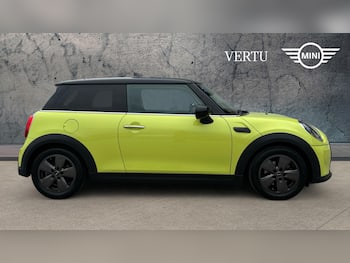 Used MINI Hatch 2023 for sale - 79771310: Photo