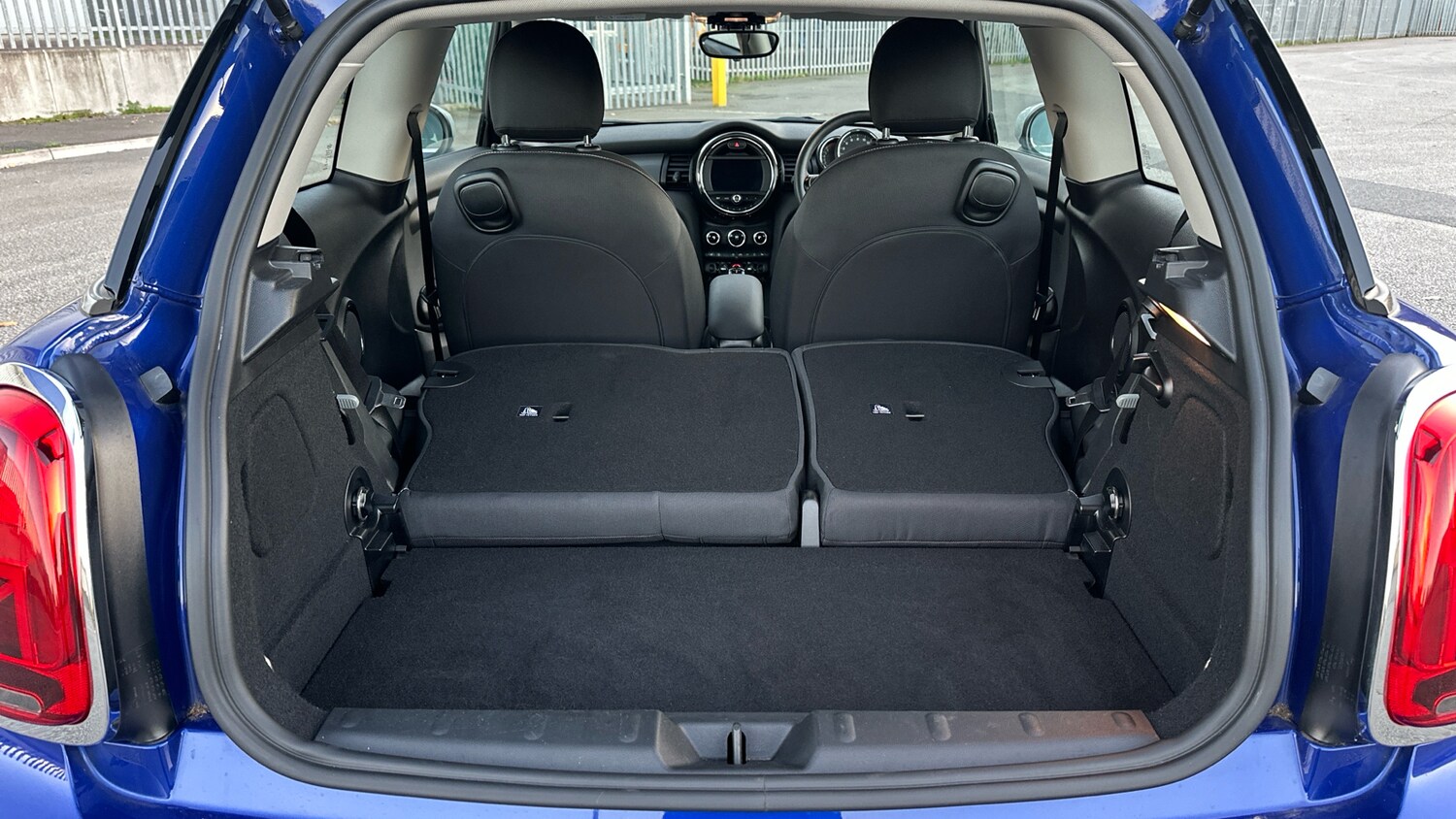 Used MINI Hatch 2021 for sale - 76612504: Photo 27