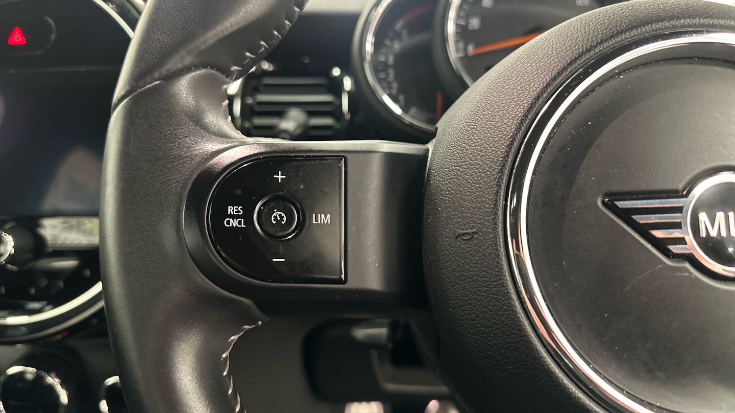 Used MINI Hatch 2022 for sale - 77147903: Photo 17