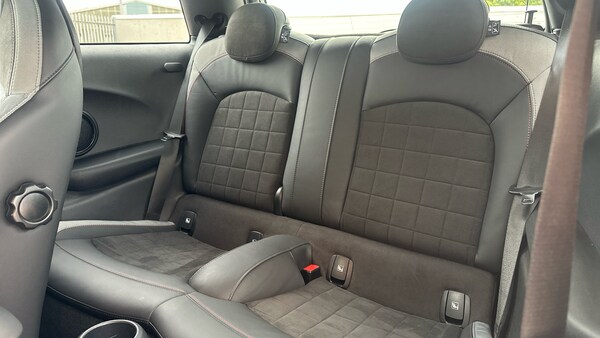 Used MINI Hatch 2021 for sale - 76243081: Photo 12