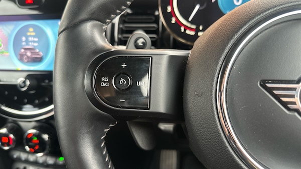 Used MINI Hatch 2021 for sale - 76243081: Photo 17
