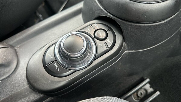 Used MINI Hatch 2021 for sale - 76243081: Photo 19