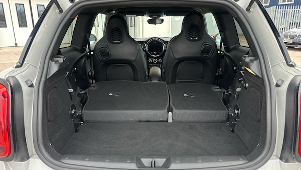 Used MINI Hatch 2021 for sale - 76243081: Photo 27