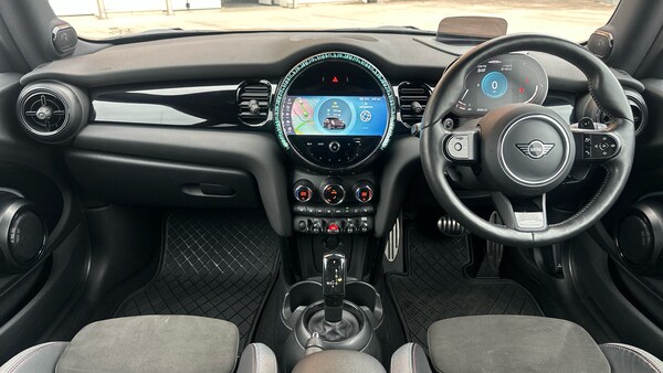 Used MINI Hatch 2021 for sale - 76243081: Photo 4