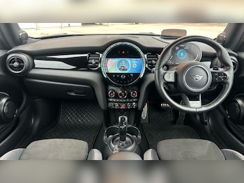 Used MINI Hatch 2021 for sale - 76243081: Photo 4