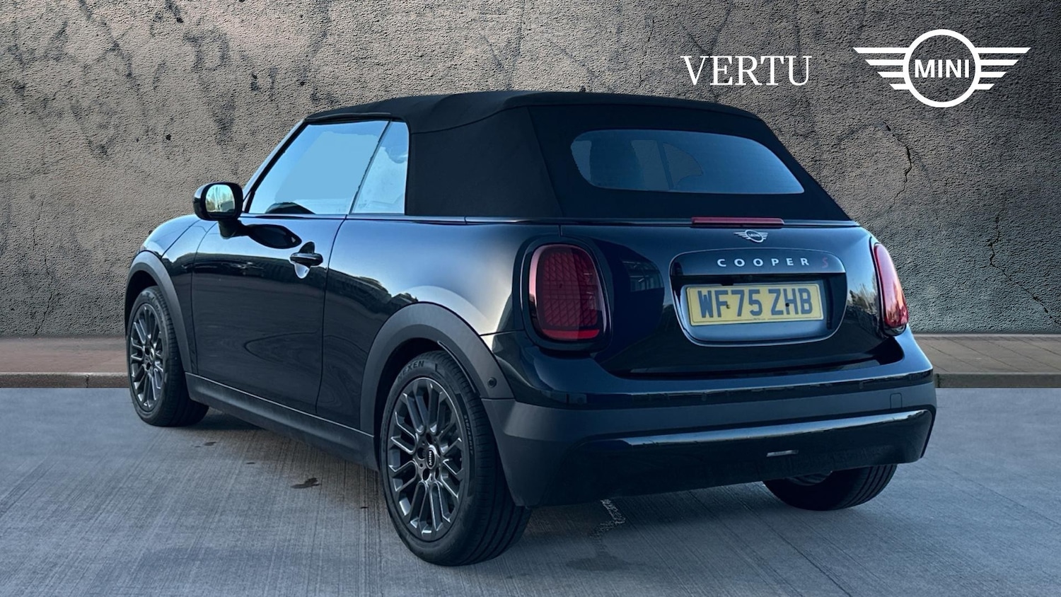 Used MINI Cooper 2025 for sale - 76904850: Photo 2