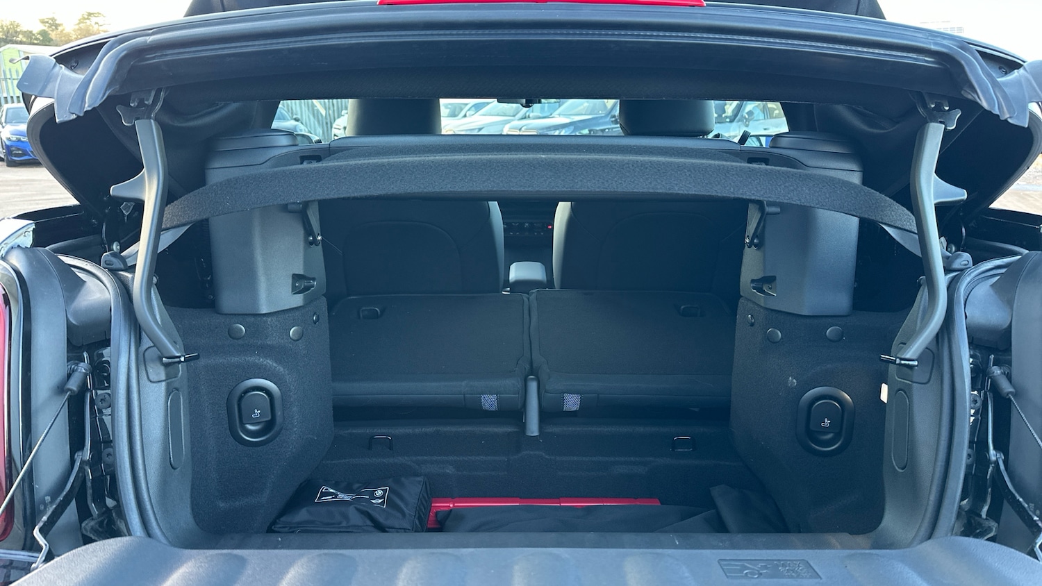 Used MINI Cooper 2025 for sale - 76904850: Photo 29