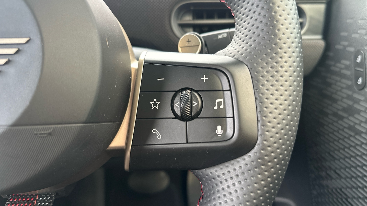 Used MINI Cooper 2024 for sale - 76479471: Photo 18