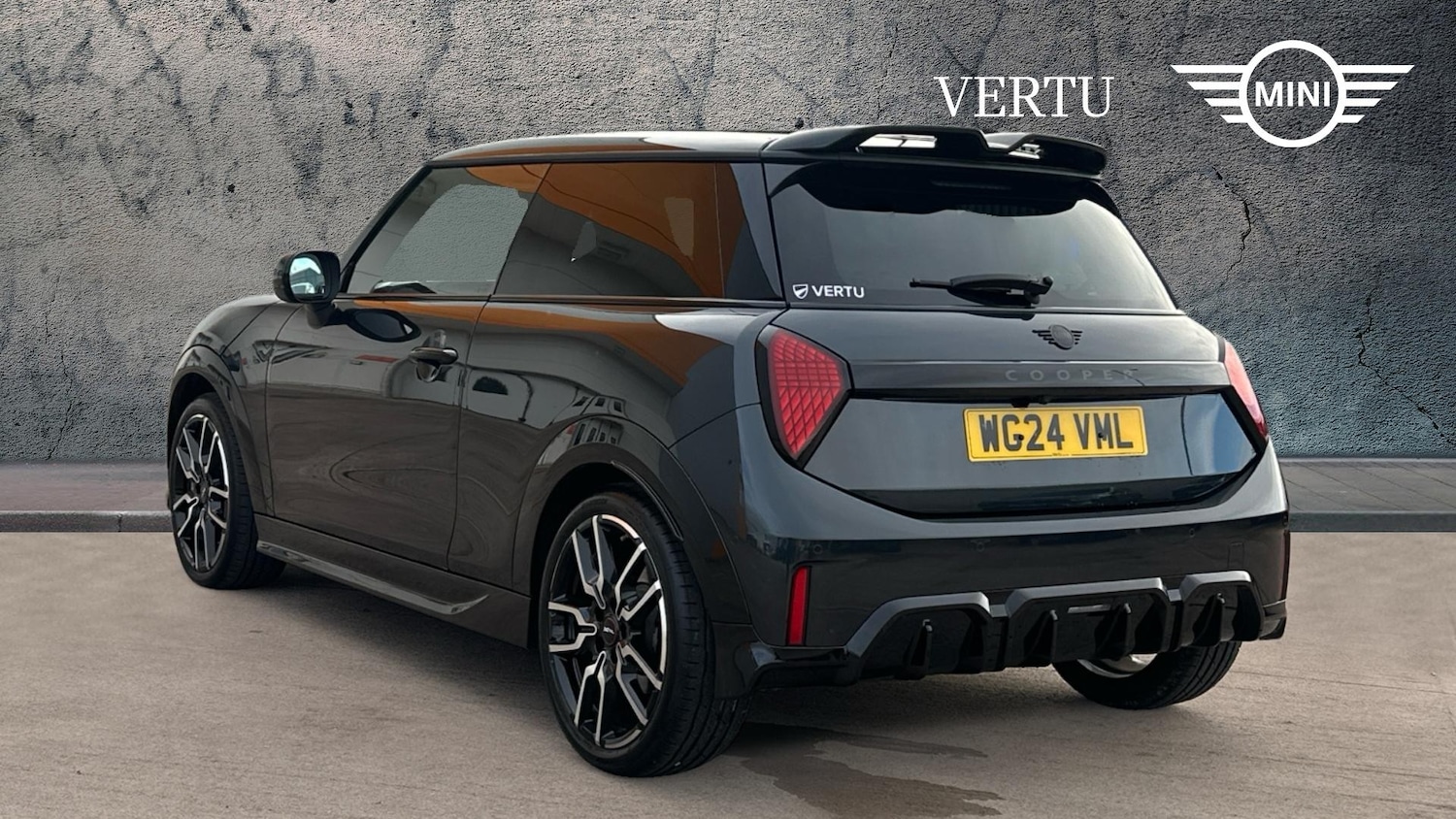 Used MINI Cooper 2024 for sale - 76479471: Photo 2
