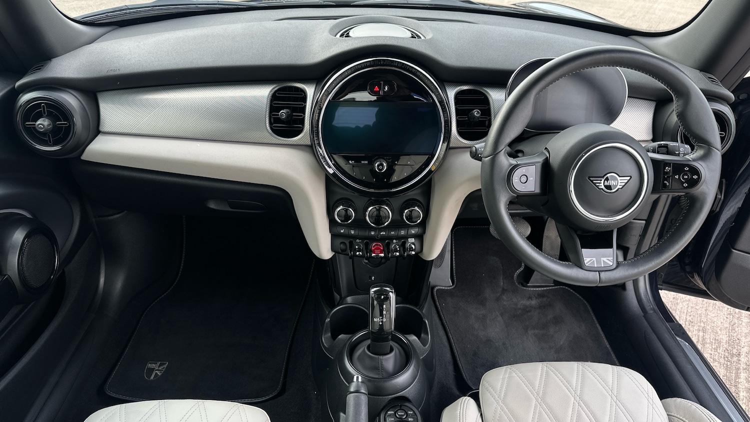 Used MINI Hatch 2023 for sale - 77744170: Photo 4