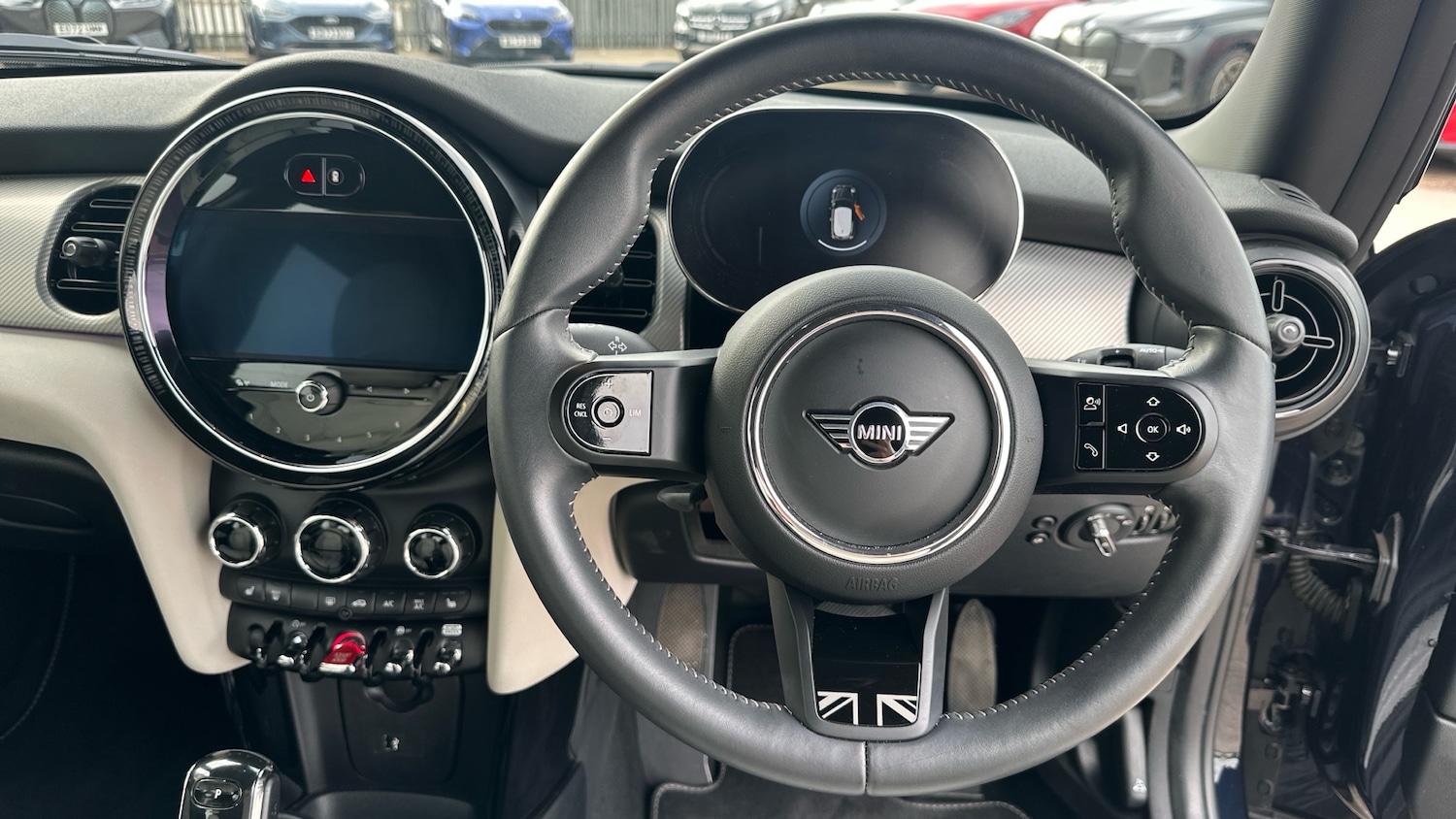 Used MINI Hatch 2023 for sale - 77744170: Photo 5