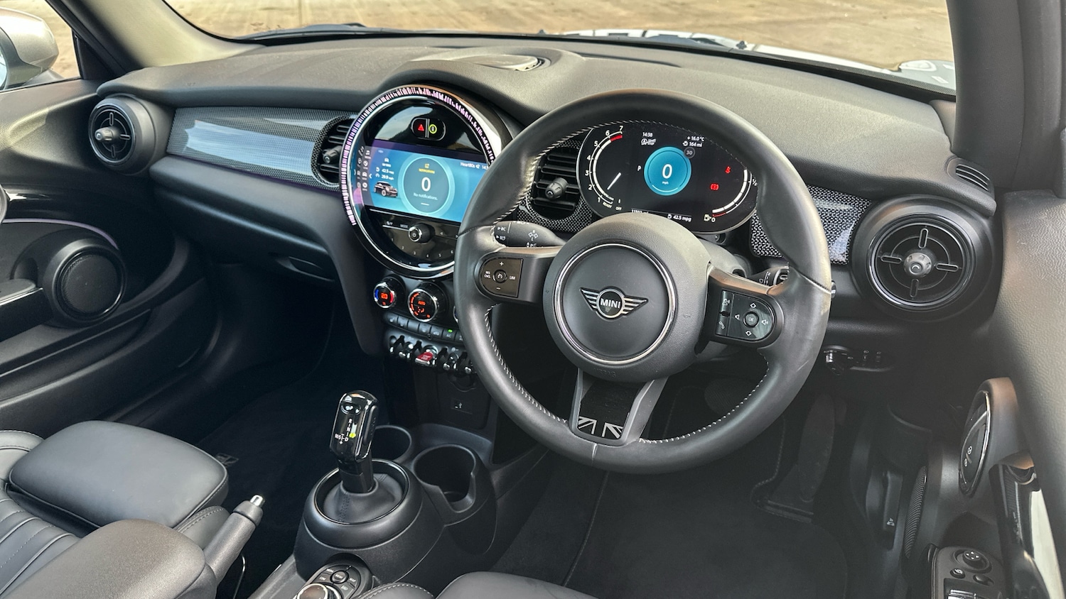 Used MINI Hatch 2022 for sale - 76605476: Photo 6