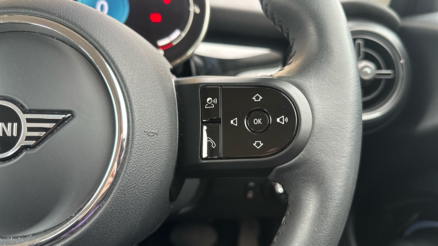 Used MINI Hatch 2023 for sale - 77774350: Photo 18
