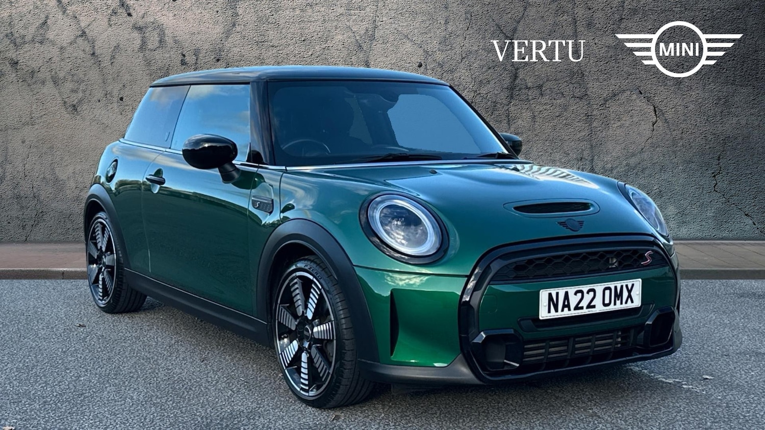 Used MINI Hatch 2022 for sale - 76611547: Photo 1