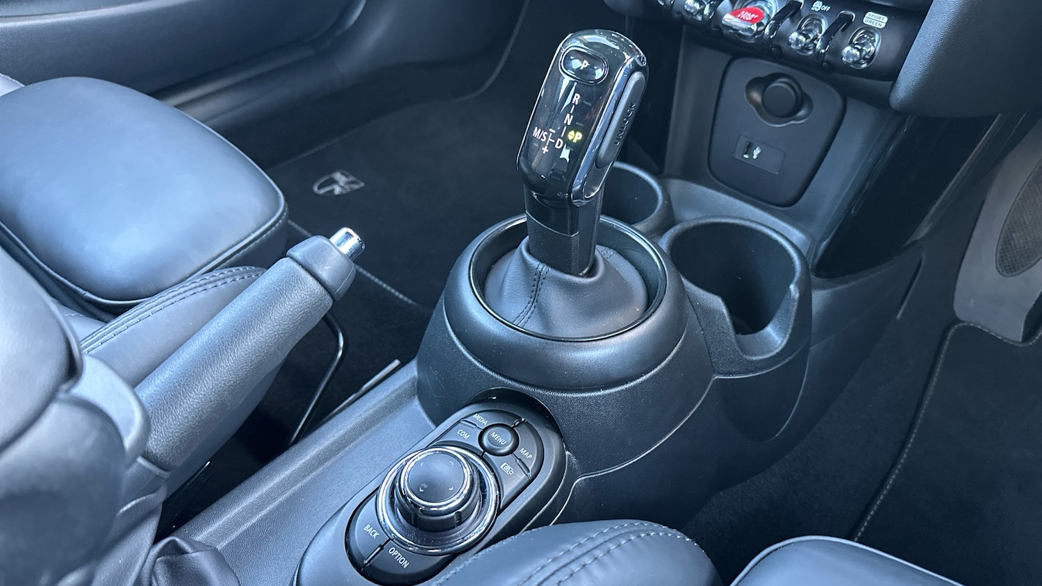 Used MINI Hatch 2022 for sale - 76611547: Photo 10