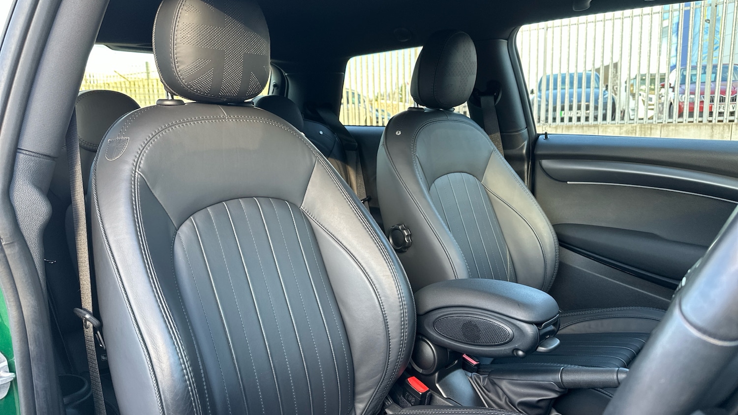 Used MINI Hatch 2022 for sale - 76611547: Photo 11