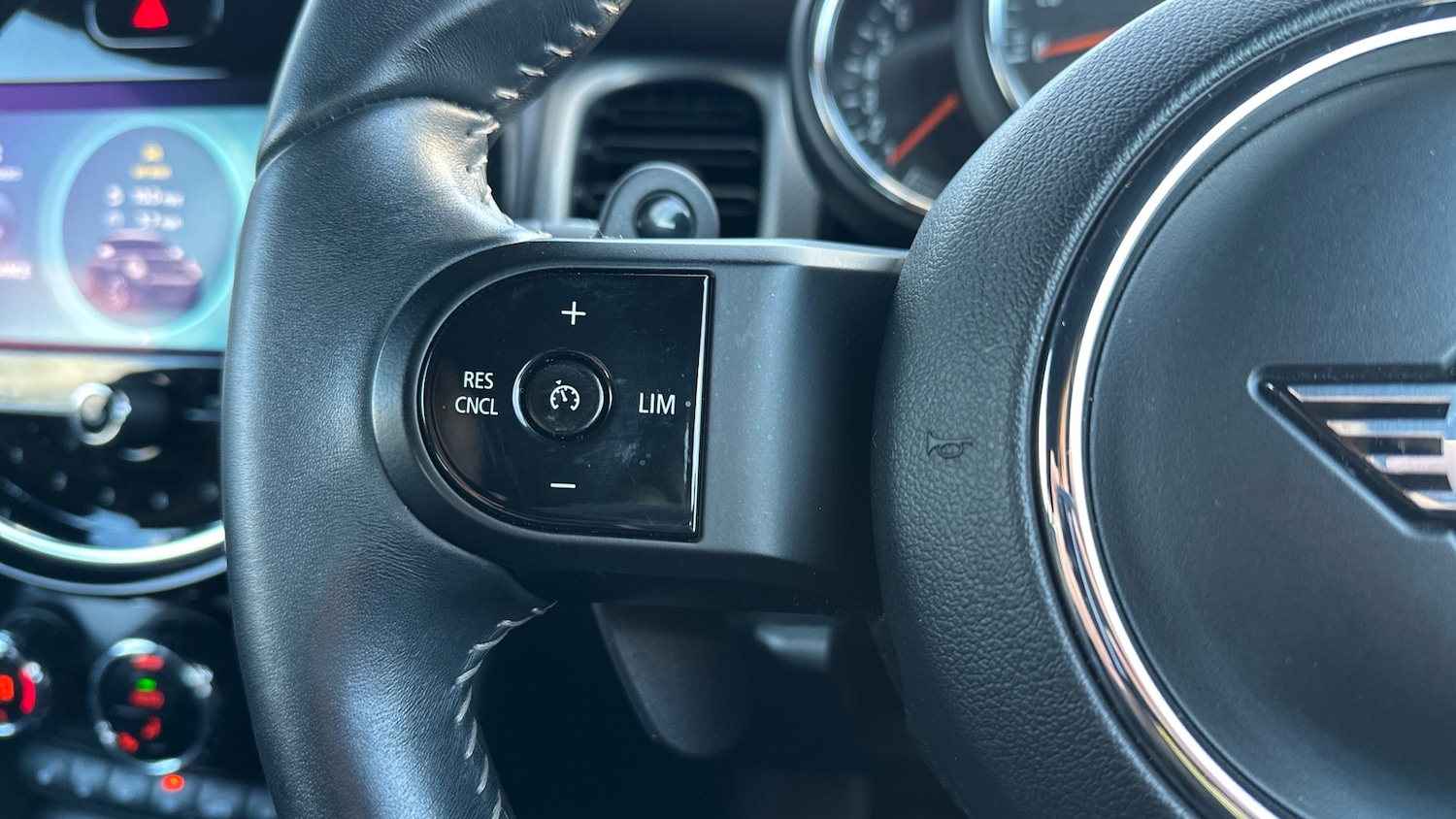 Used MINI Hatch 2022 for sale - 76611547: Photo 17