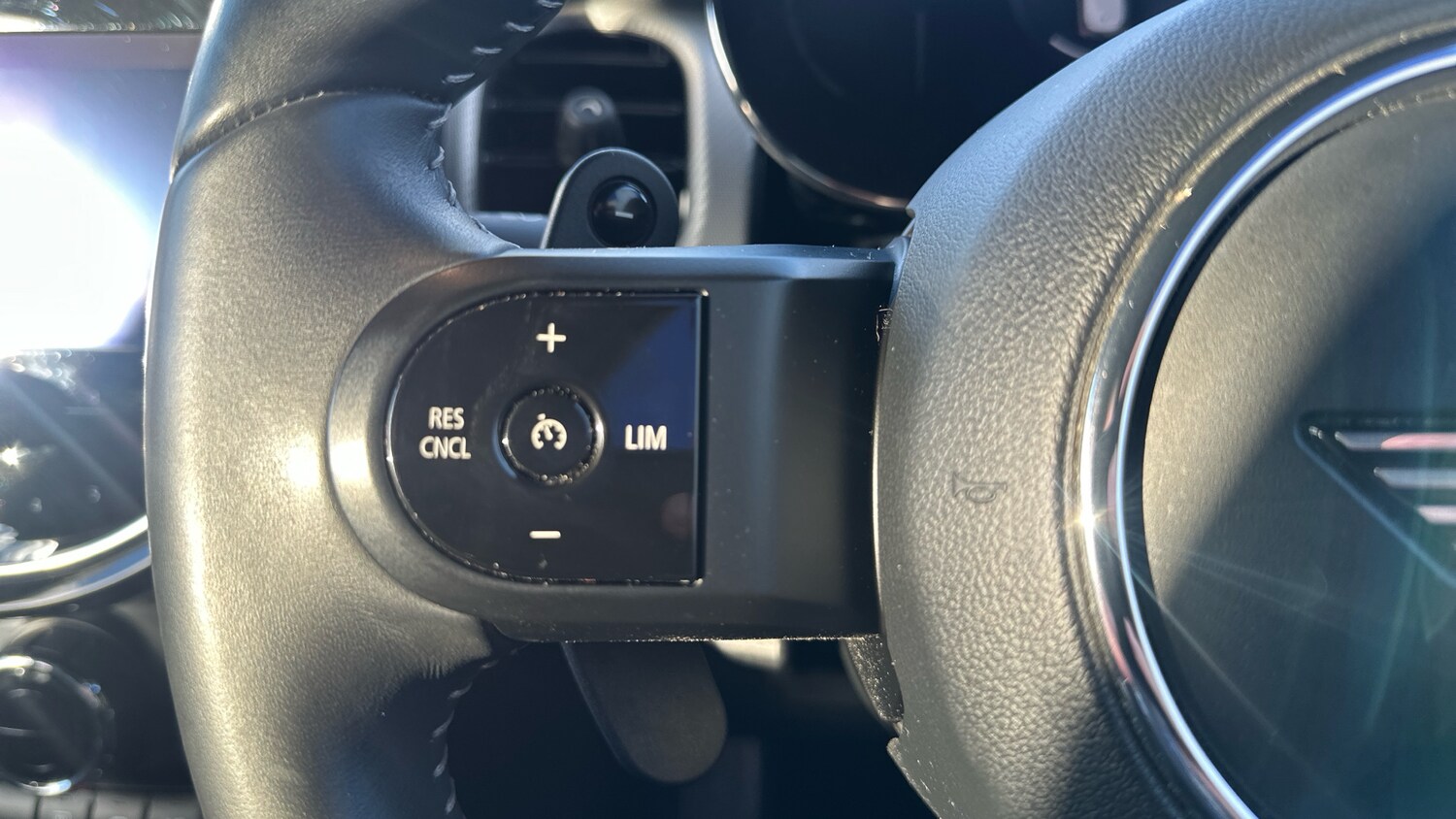 Used MINI Hatch 2022 for sale - 76637255: Photo 17