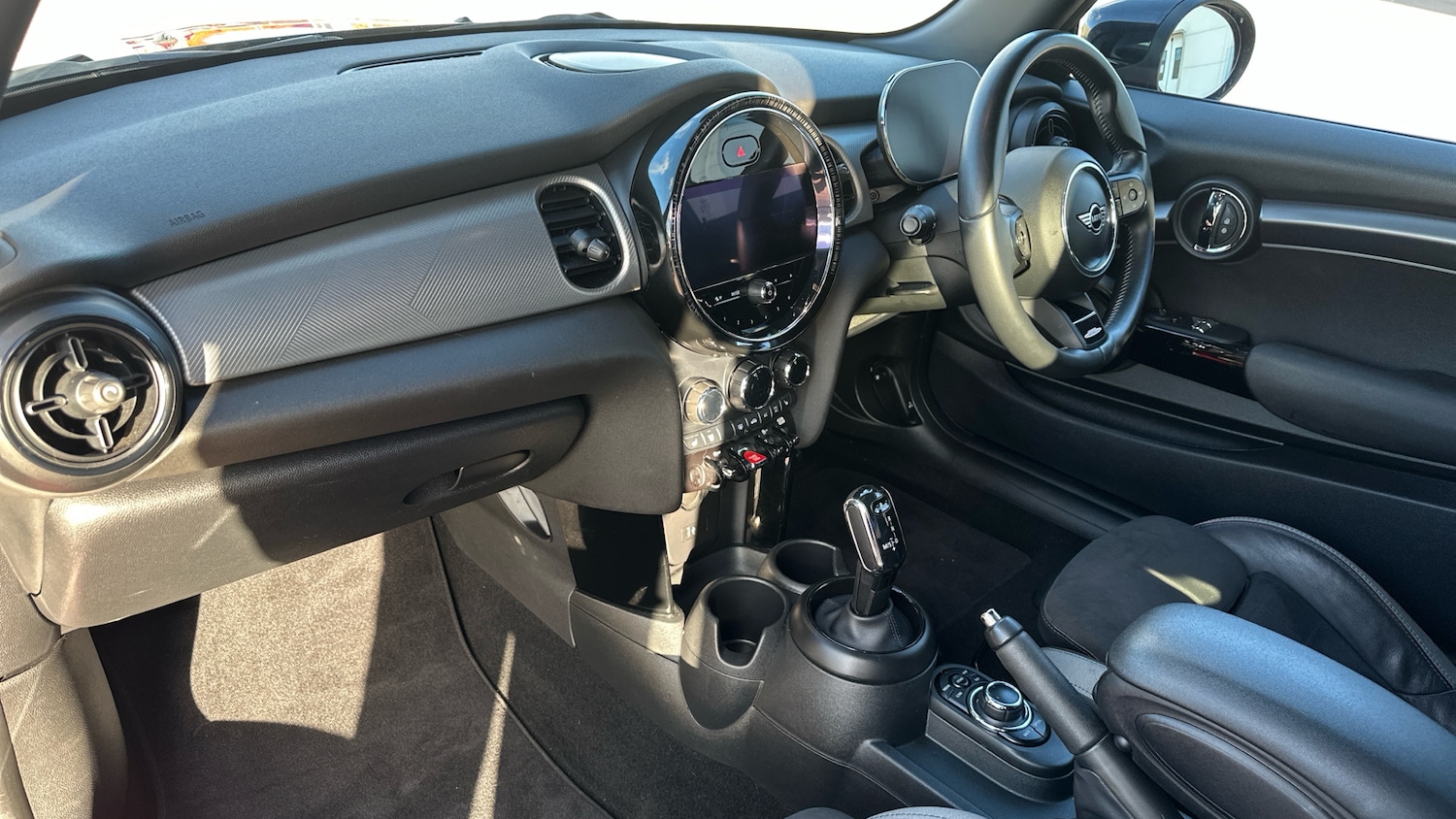 Used MINI Hatch 2022 for sale - 76637255: Photo 7