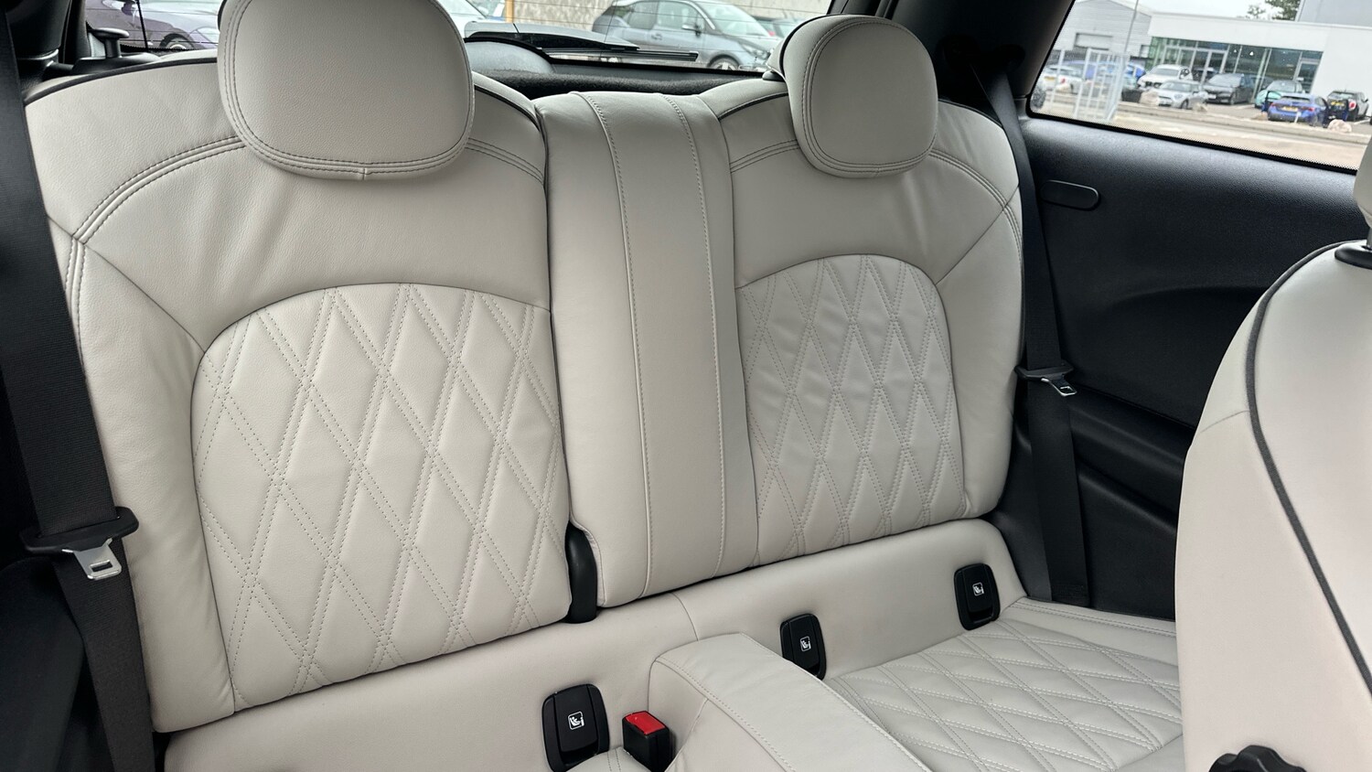 Used MINI Hatch 2023 for sale - 77591283: Photo 12