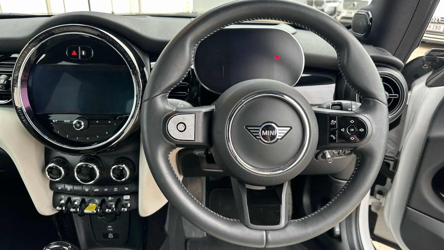 Used MINI Hatch 2023 for sale - 77591283: Photo 5