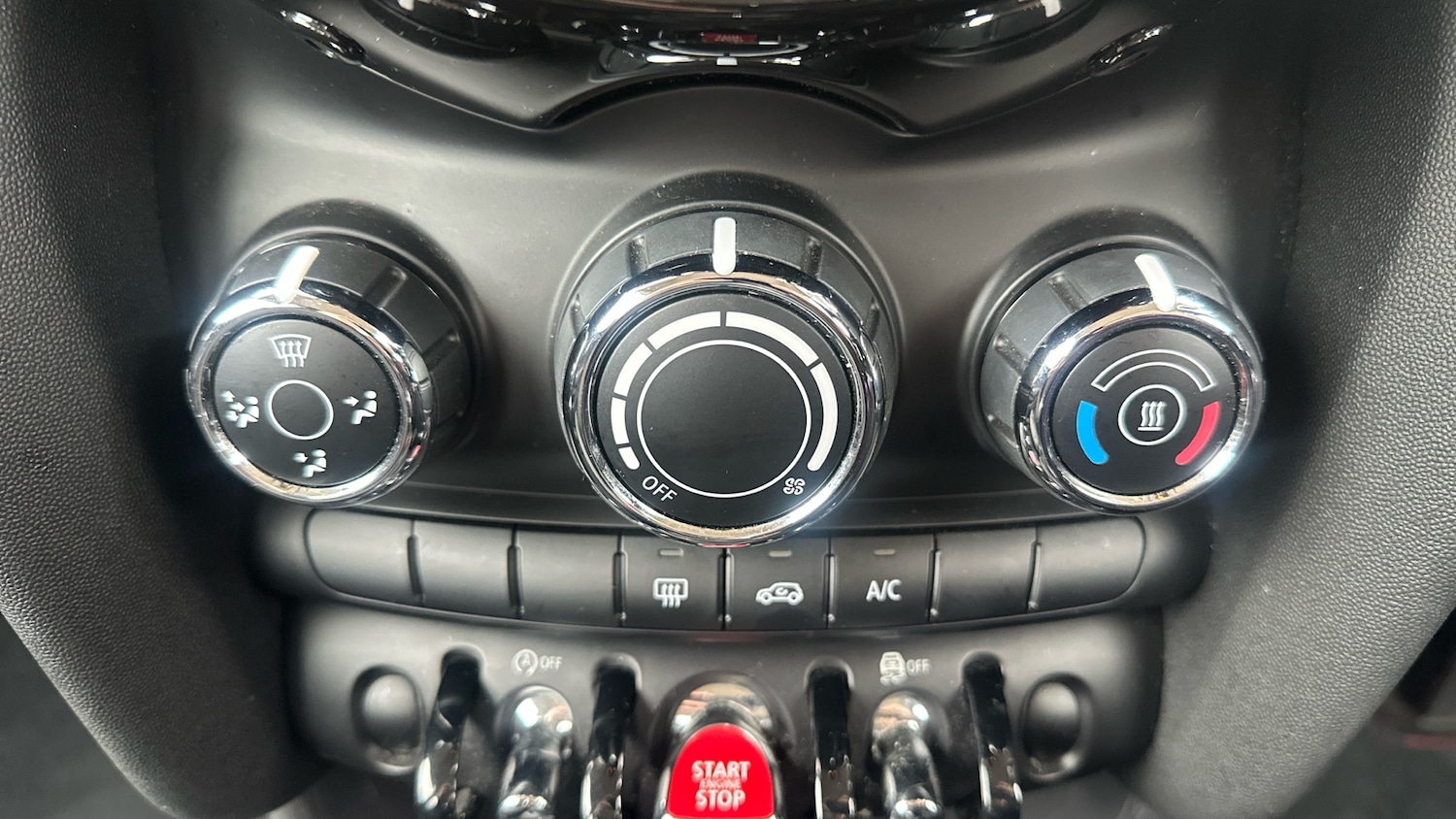 Used MINI Hatch 2020 for sale - 77758610: Photo 40