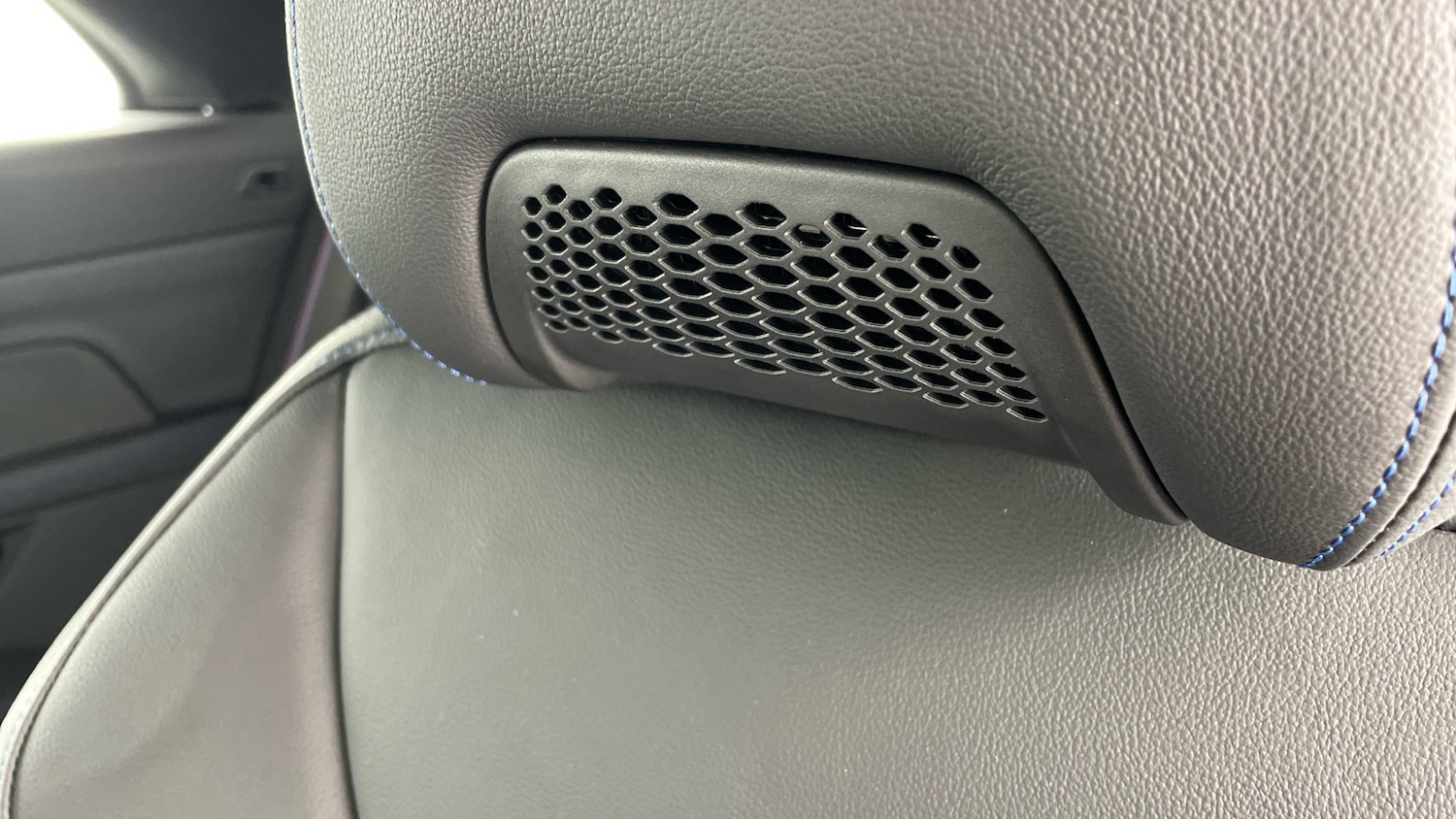 Used BMW 4 Series 2024 for sale - 77336461: Photo 32