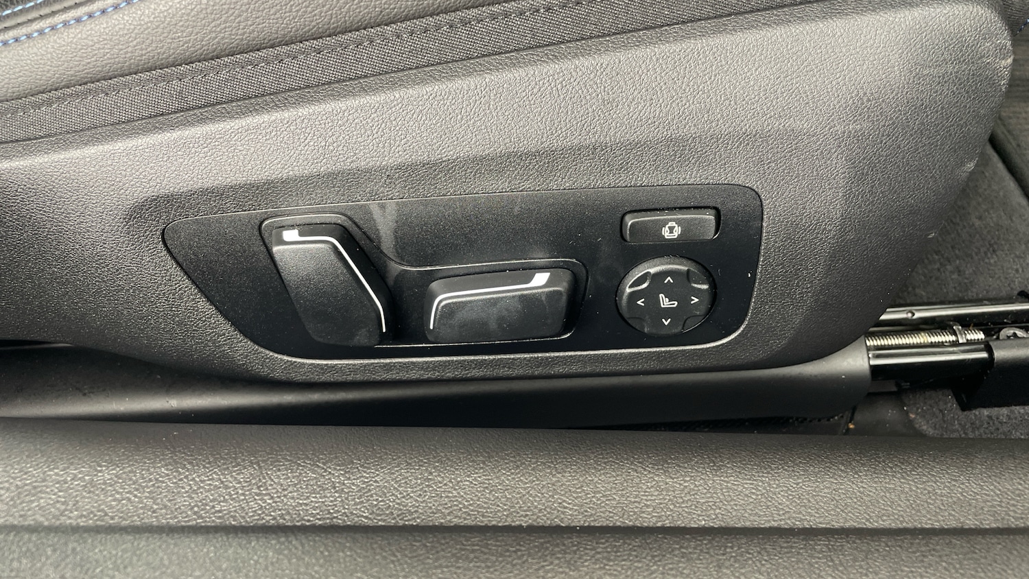 Used BMW 4 Series 2024 for sale - 77336461: Photo 46