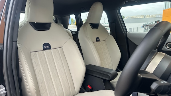 Used MINI Cooper 2025 for sale - 76289118: Photo 11