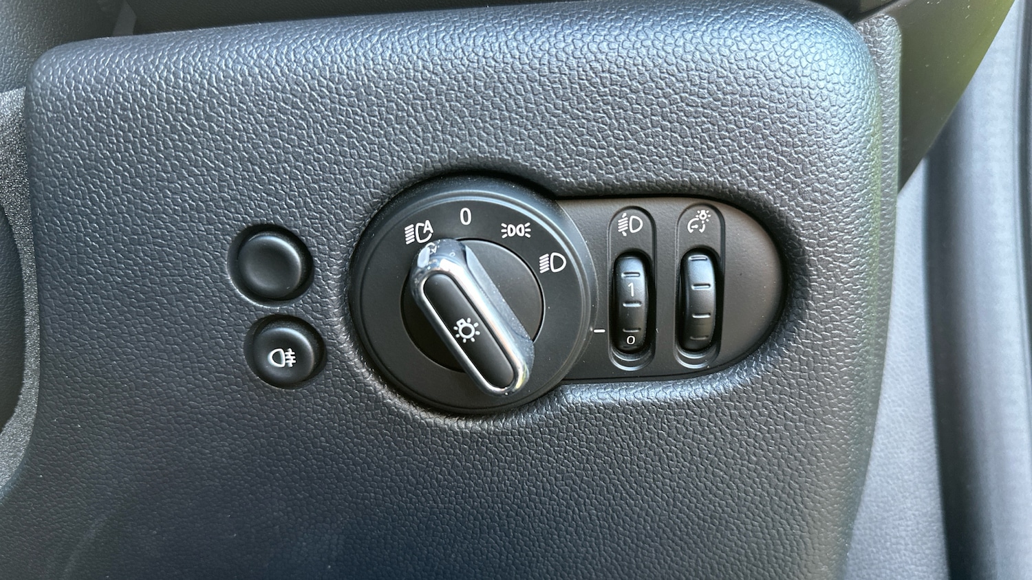 Used MINI Convertible 2022 for sale - 76568390: Photo 32