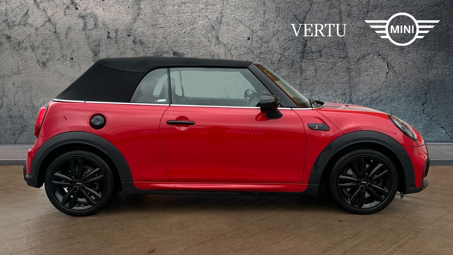 Used MINI Convertible 2024 for sale - 76578489: Photo 3