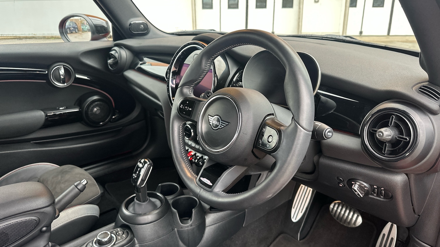 Used MINI Convertible 2024 for sale - 76578489: Photo 6