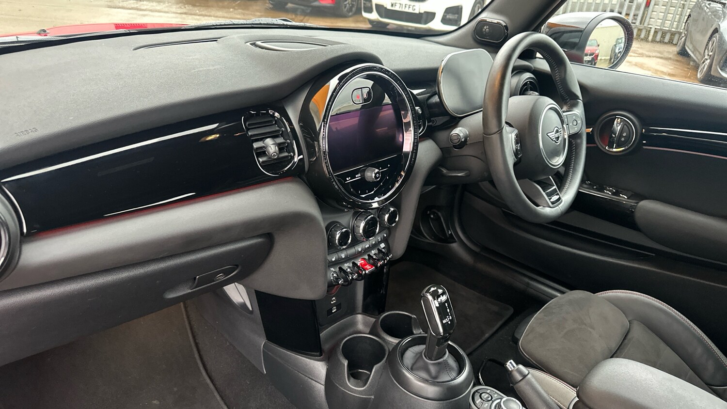 Used MINI Convertible 2024 for sale - 76578489: Photo 7