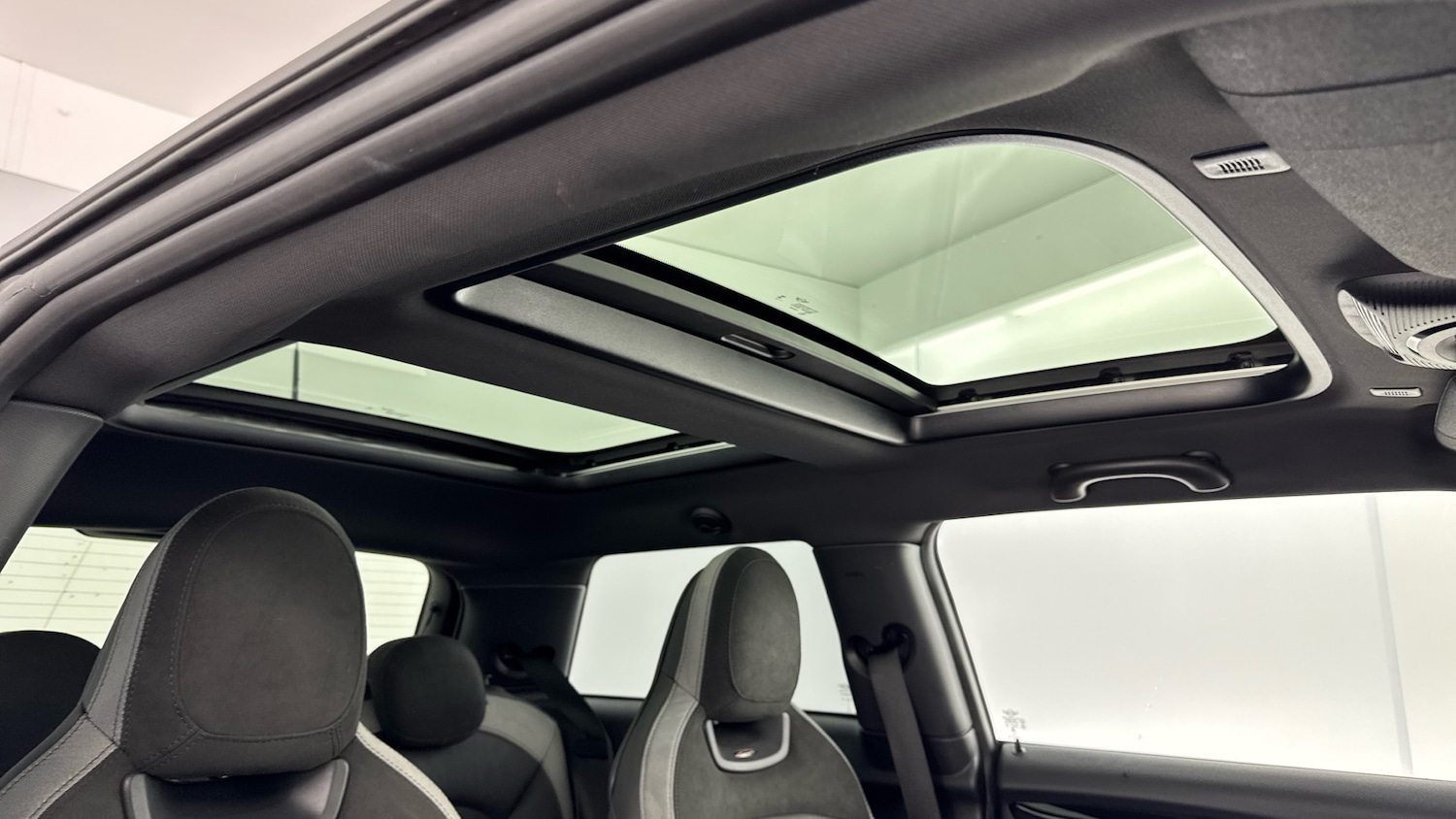 Used MINI Hatch 2023 for sale - 77438092: Photo 17