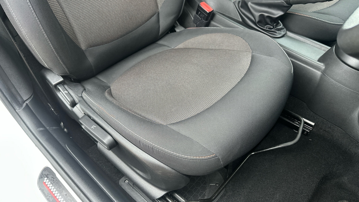 Used MINI Hatch 2017 for sale - 77416894: Photo 30