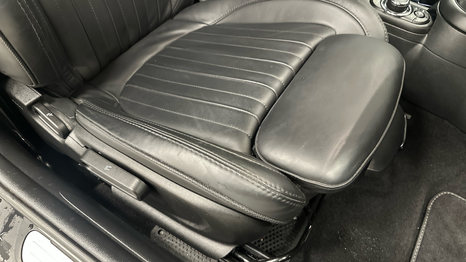 Used MINI Hatch 2023 for sale - 77147905: Photo 30