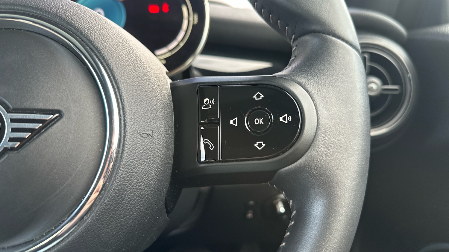 Used MINI Hatch 2023 for sale - 77554950: Photo 18