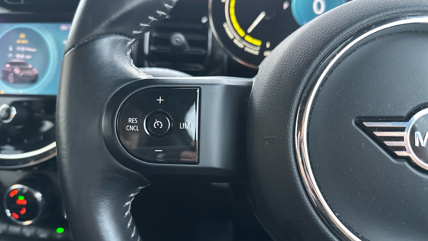 Used MINI Hatch 2021 for sale - 76494423: Photo 17