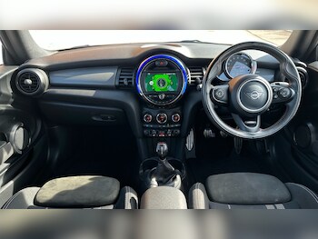 Used MINI Convertible 2019 for sale - 75662338: Photo
