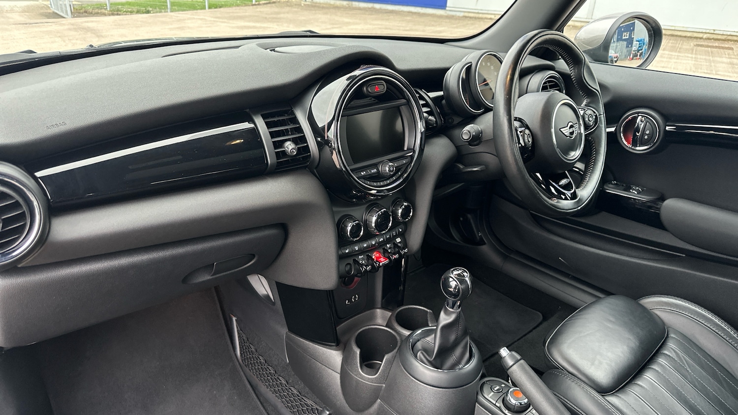 Used MINI Hatch 2017 for sale - 77676167: Photo 7