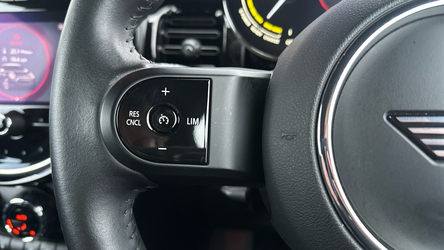 Used MINI Hatch 2022 for sale - 77591282: Photo 17