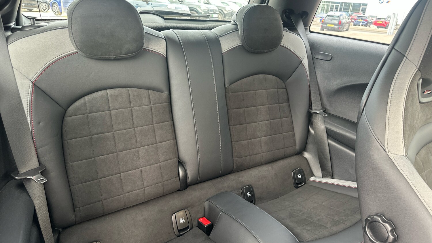 Used MINI Hatch 2023 for sale - 77930485: Photo 12