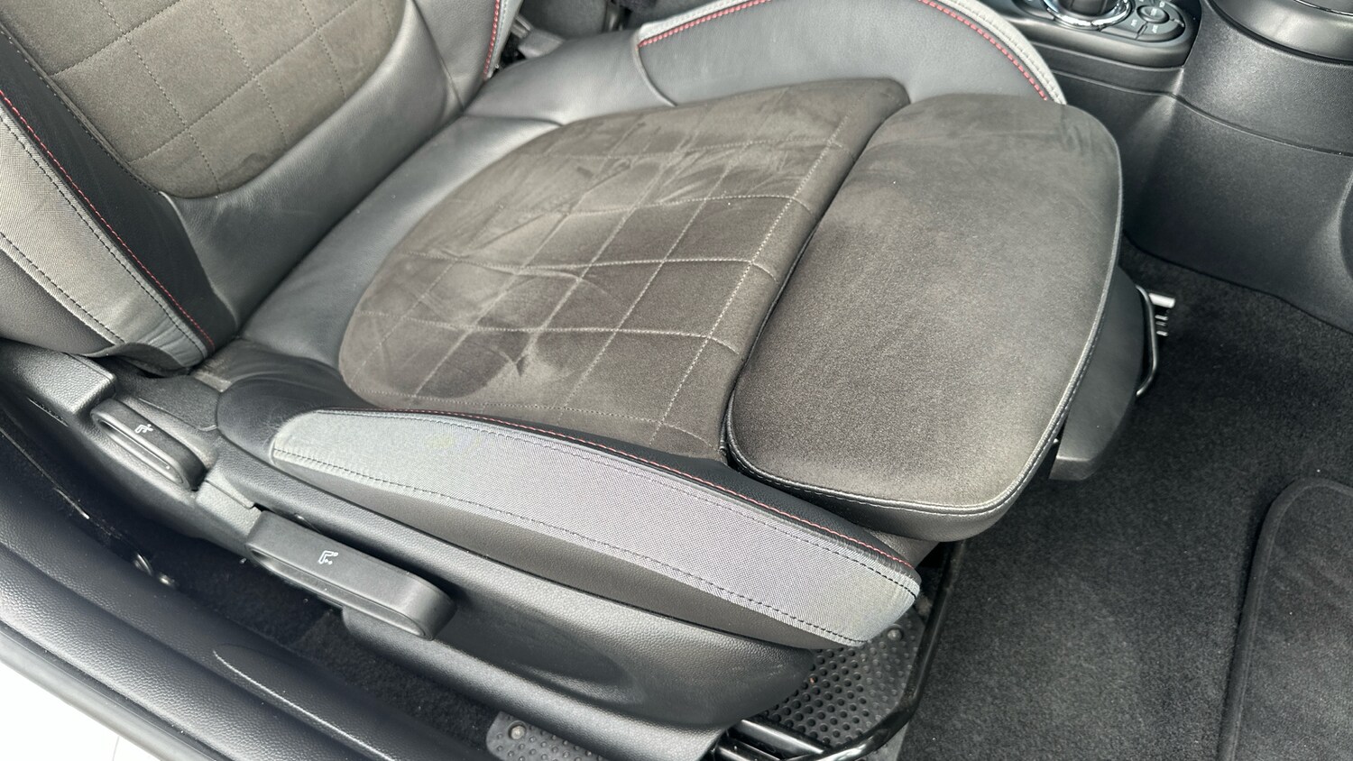 Used MINI Hatch 2023 for sale - 77930485: Photo 30