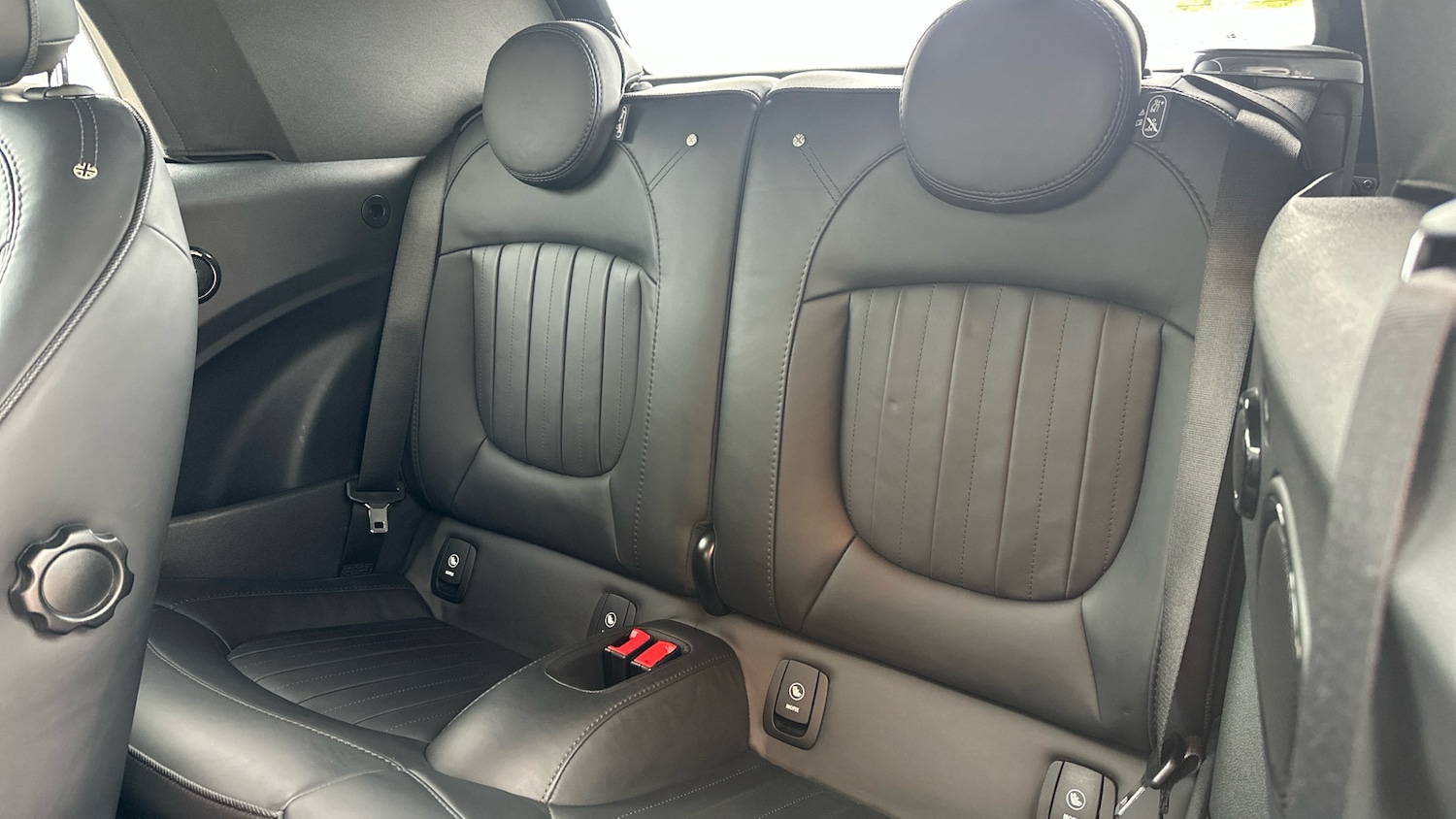 Used MINI Convertible 2022 for sale - 76311283: Photo 12