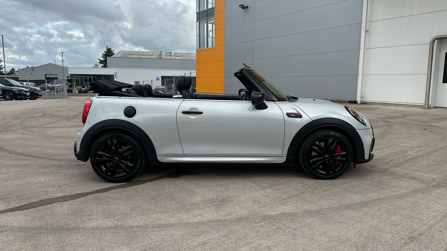 Used MINI Convertible 2022 for sale - 76311283: Photo 25