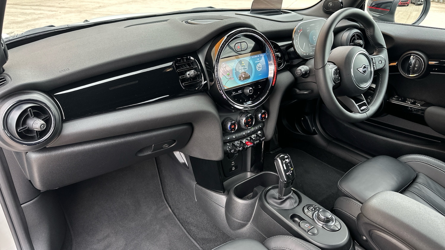 Used MINI Convertible 2022 for sale - 76311283: Photo 7