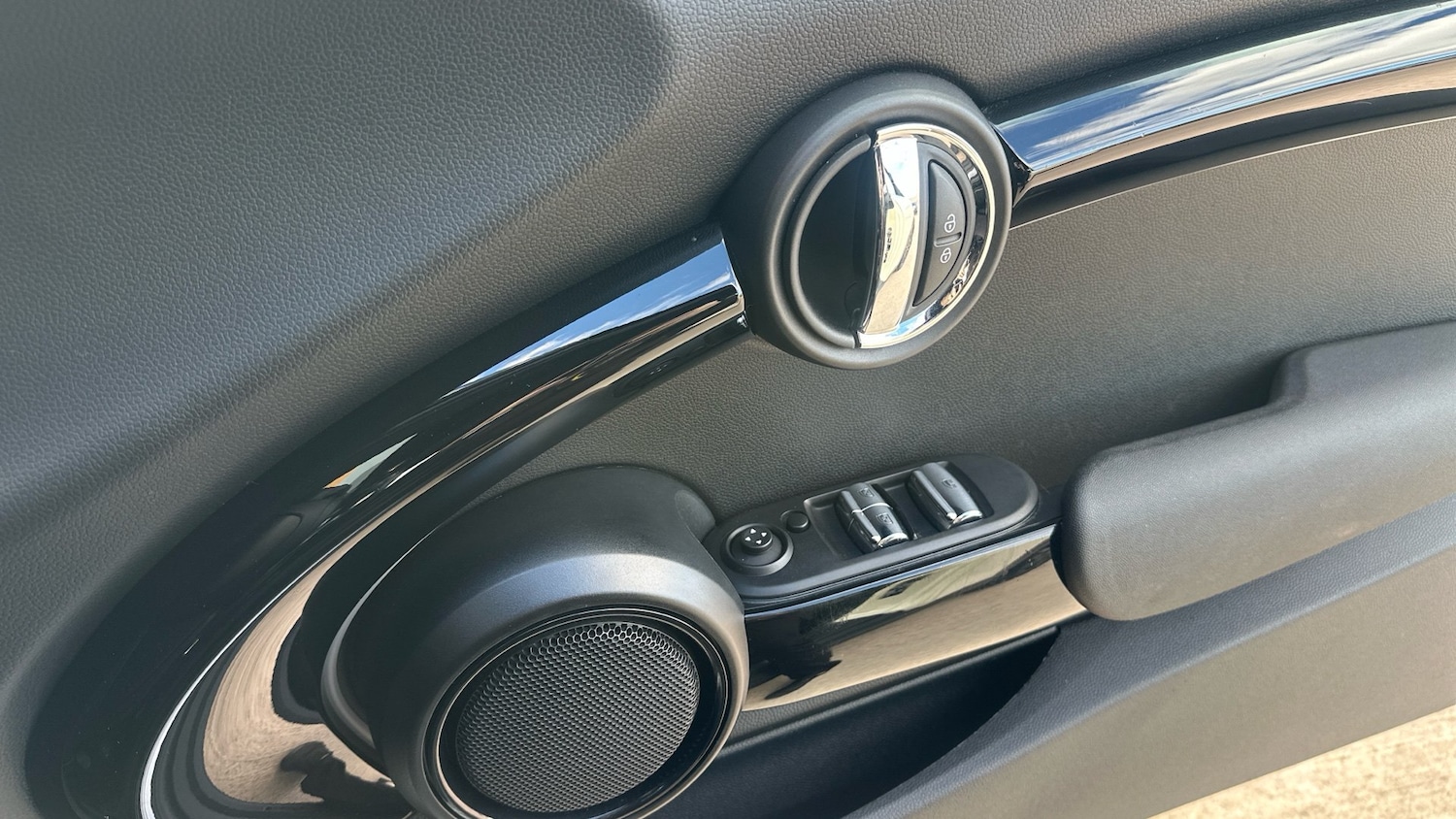 Used MINI Convertible 2022 for sale - 76289121: Photo 20