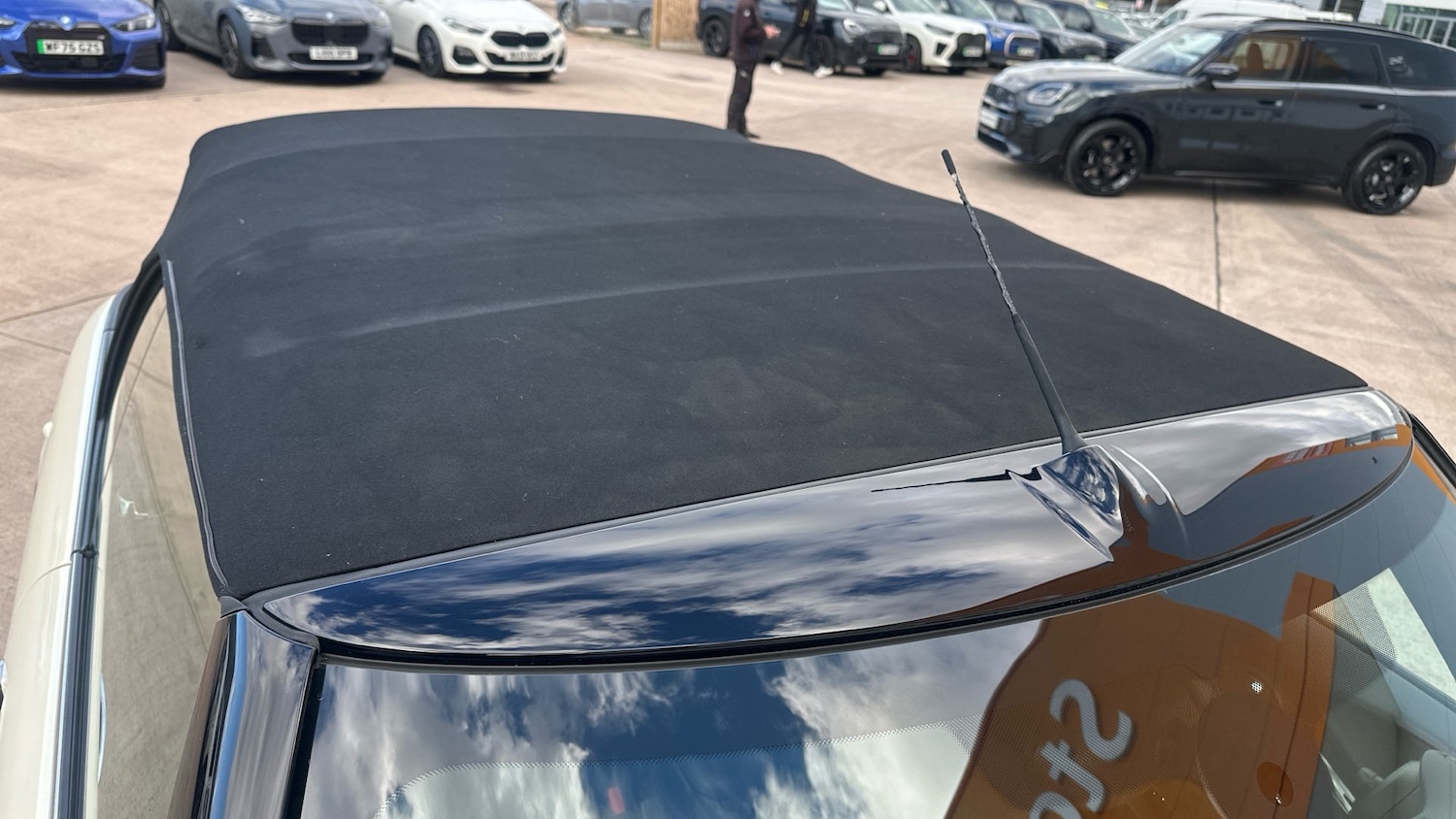 Used MINI Convertible 2022 for sale - 76289121: Photo 21